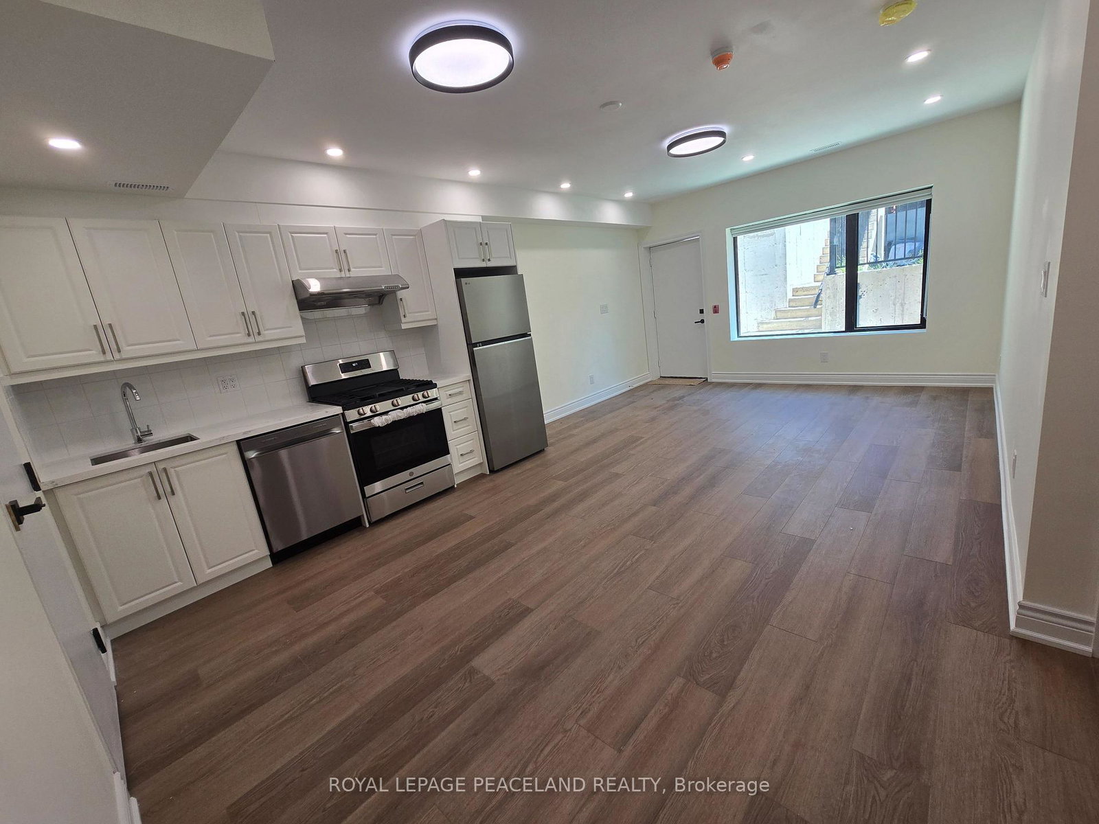 558-spadina-crescent-toronto-ontario-c13235662