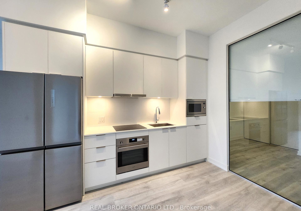 7-golden-lion-heights-north-york-ontario-c13236016