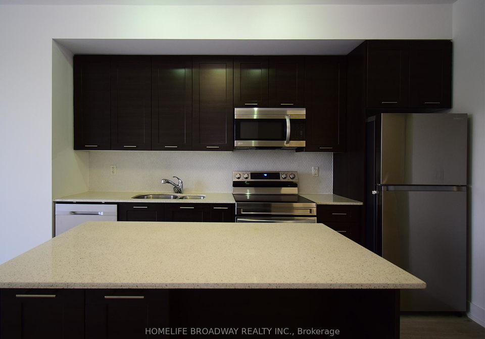 169-fort-york-boulevard-toronto-ontario-c13236046