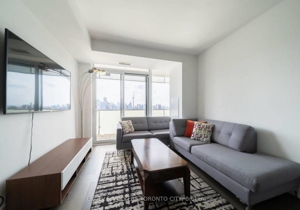 200-bloor-street-w-toronto-ontario-c13236086