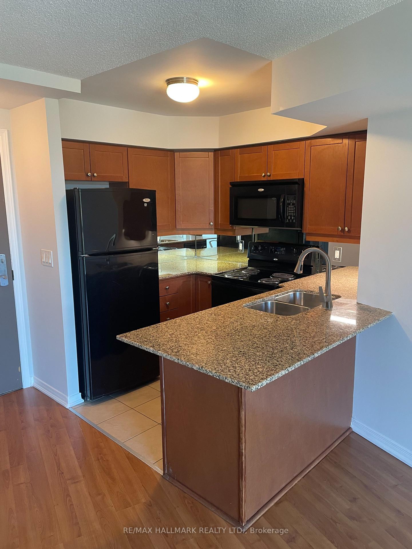 18-valley-woods-road-north-york-ontario-c13236428