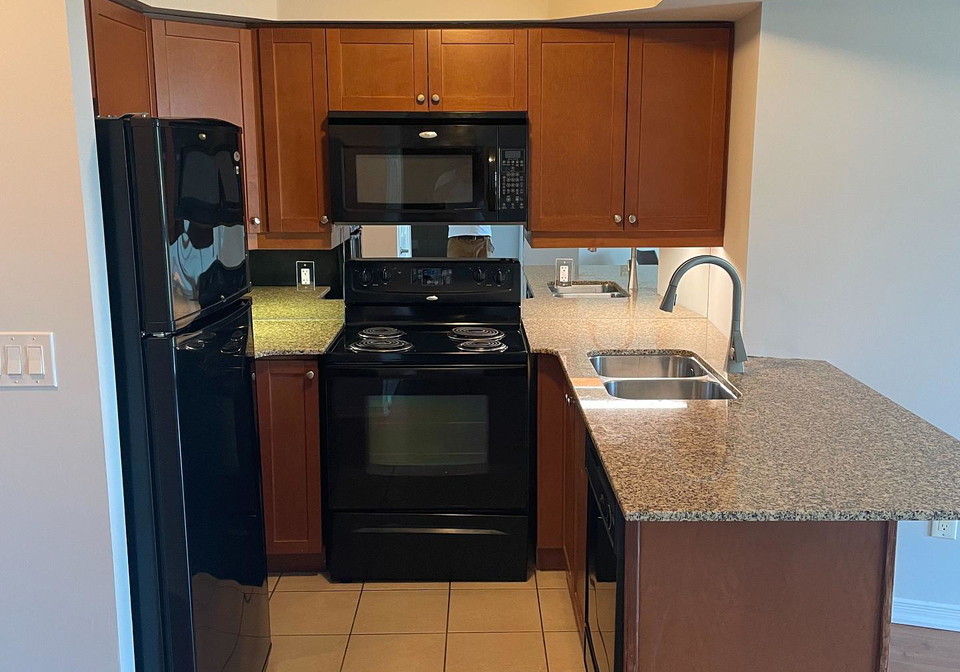 18-valley-woods-road-north-york-ontario-c13236428