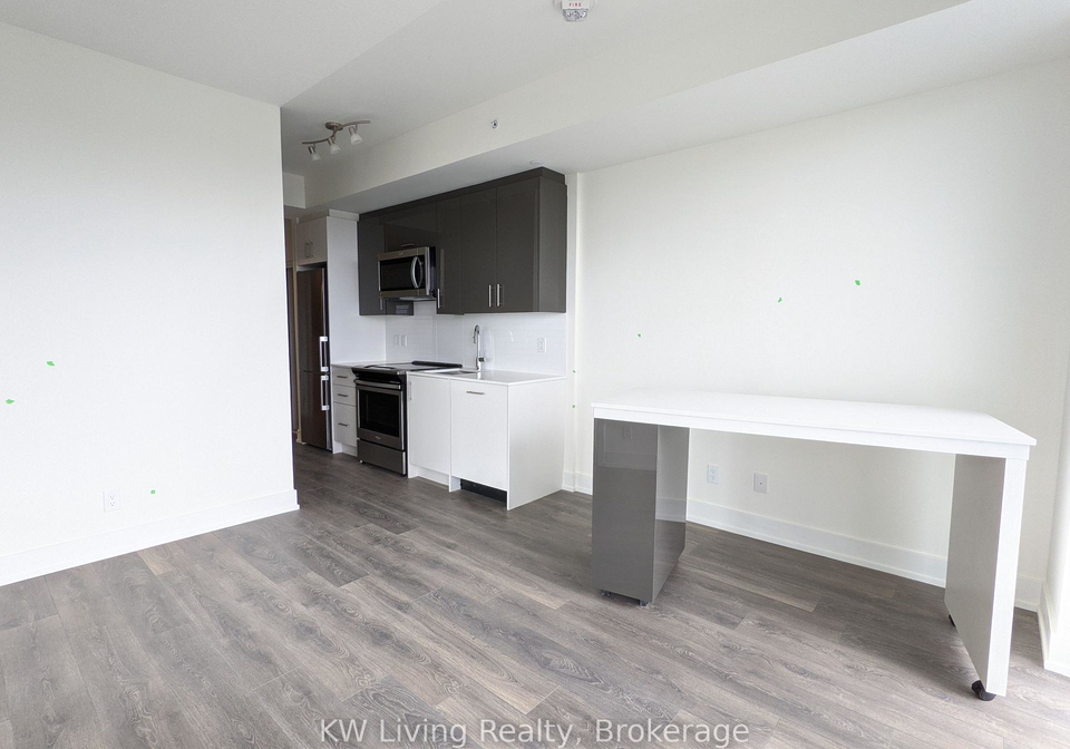 180-fairview-mall-drive-north-york-ontario-c13236714