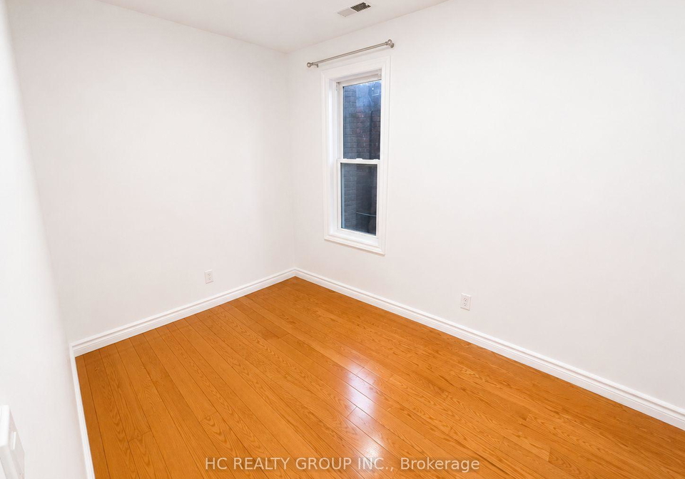 653-bathurst-street-toronto-ontario-c13236782