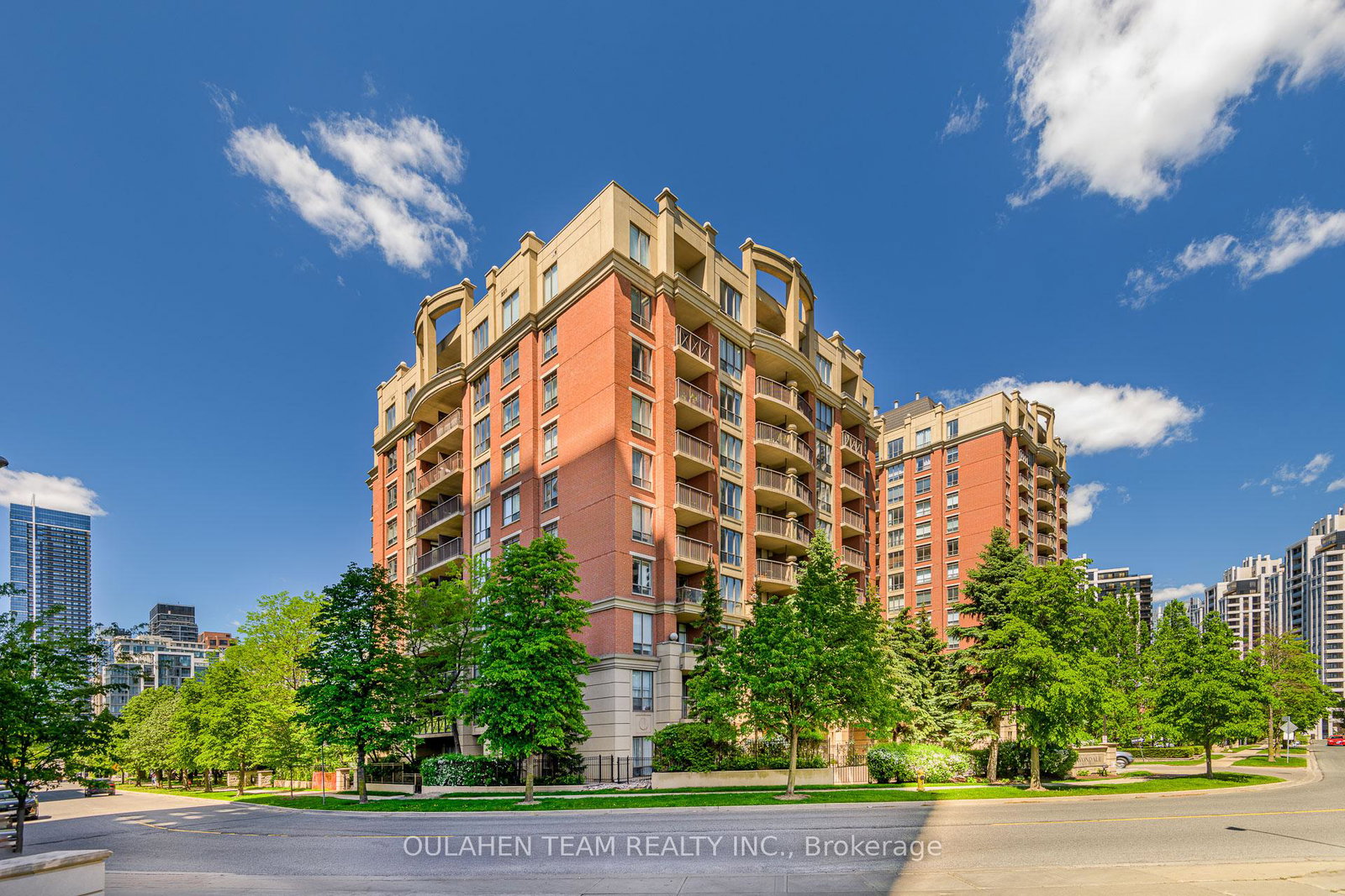 51-harrison-garden-boulevard-north-york-ontario-c13236794