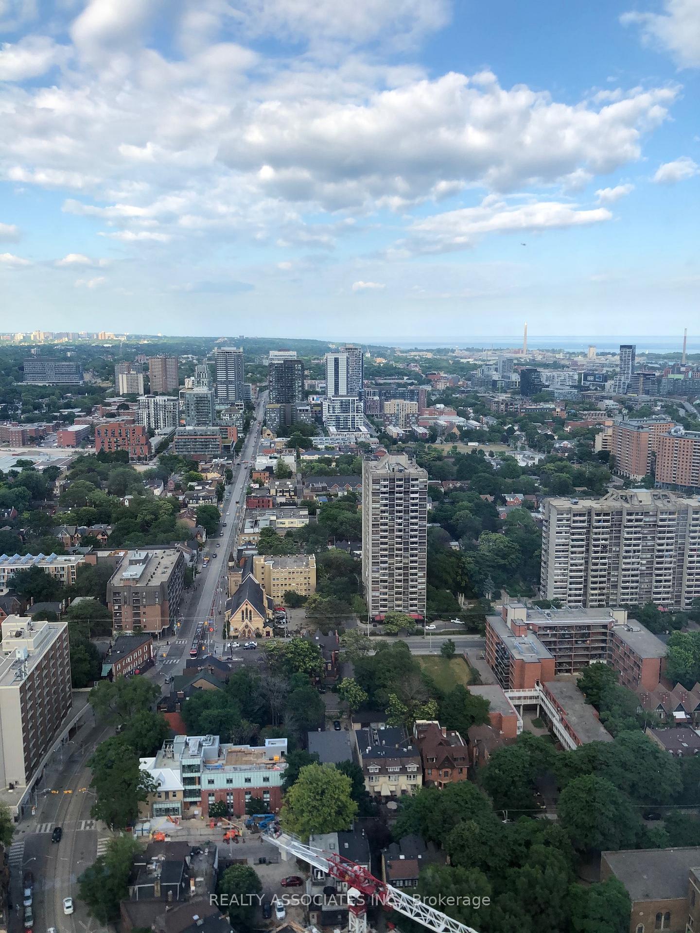 251-jarvis-street-toronto-ontario-c13236864