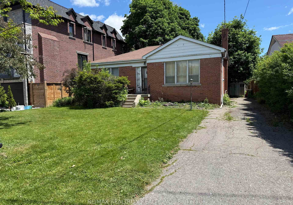 51-carney-road-toronto-ontario-c13236974