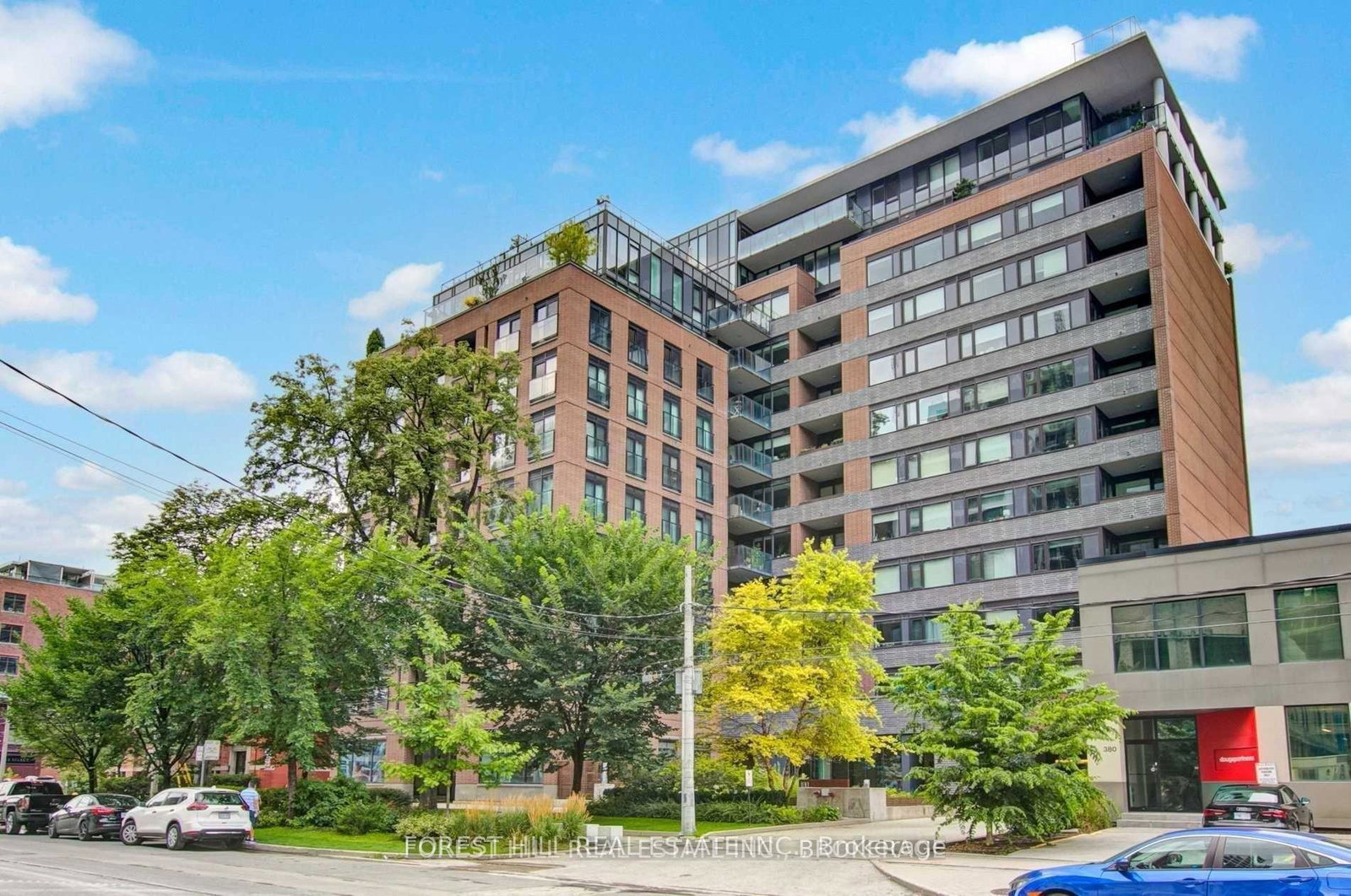 400-wellington-street-w-toronto-ontario-c13237032