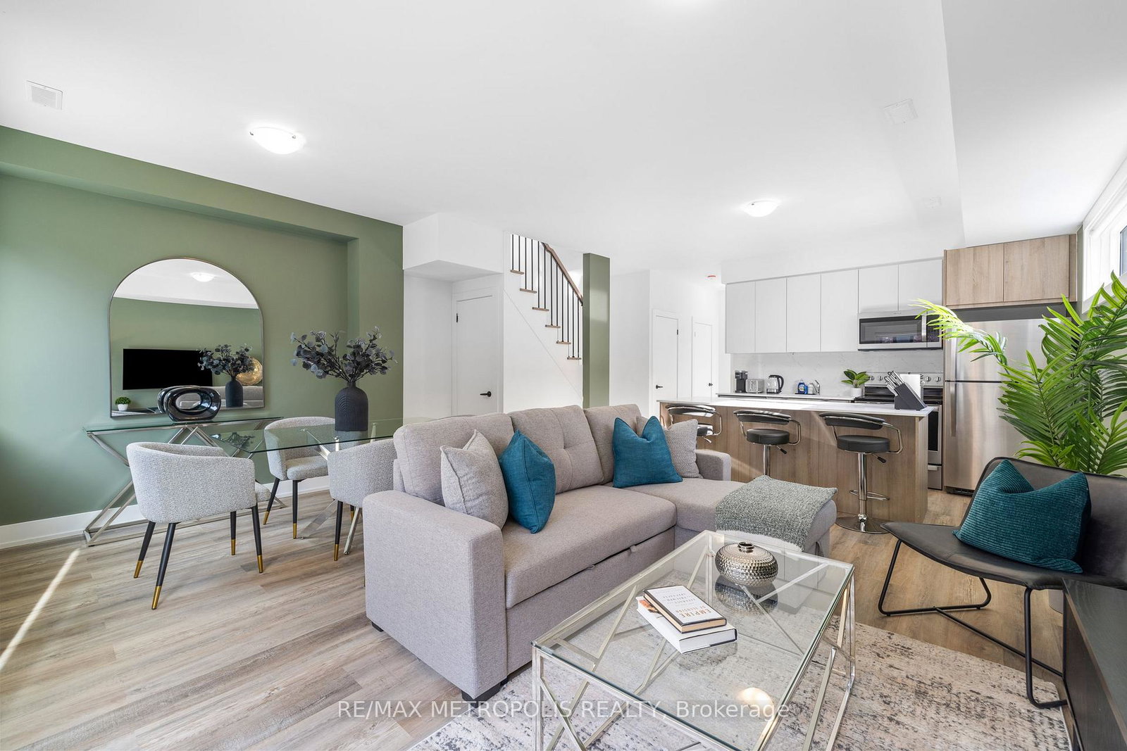 447-lansdowne-avenue-toronto-ontario-c13237162