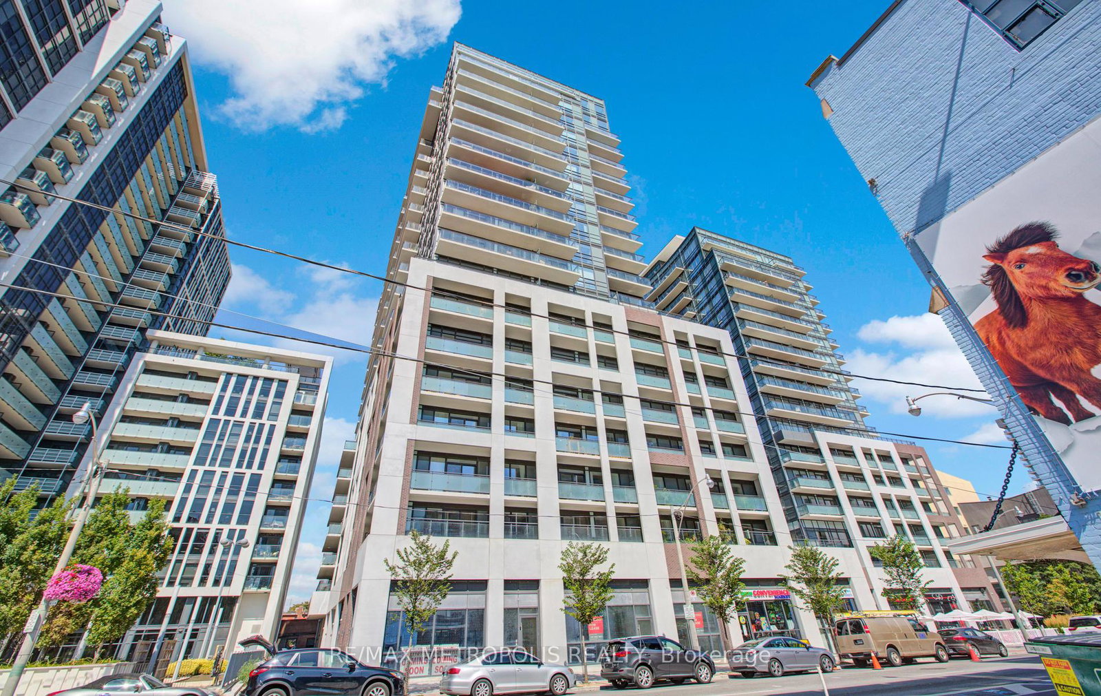 460-adelaide-street-e-toronto-ontario-c13237164