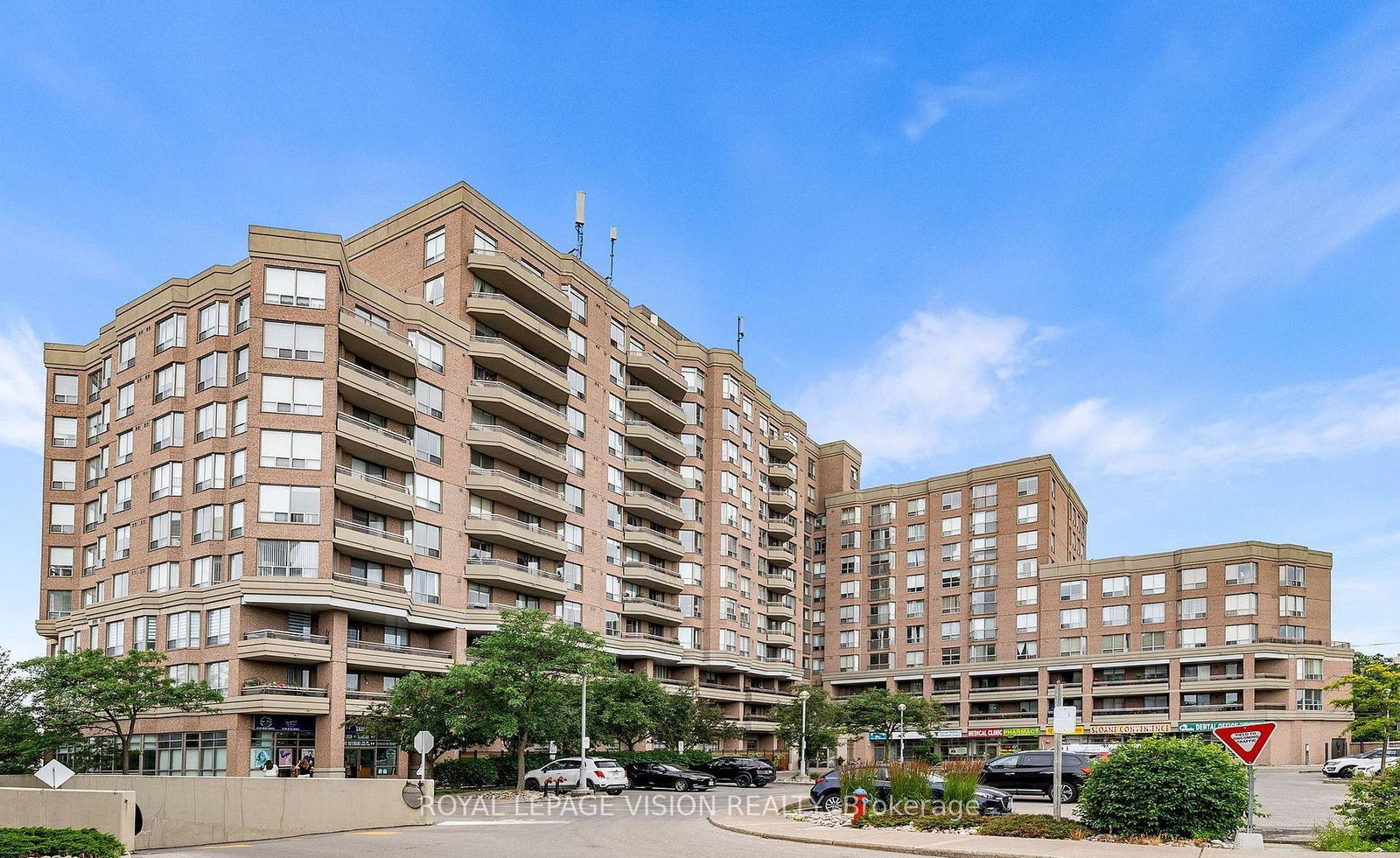 1700-eglinton-avenue-e-north-york-ontario-c13237274