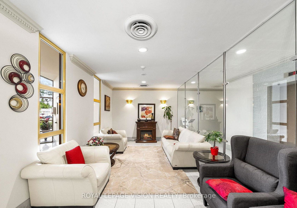 1700-eglinton-avenue-e-north-york-ontario-c13237274