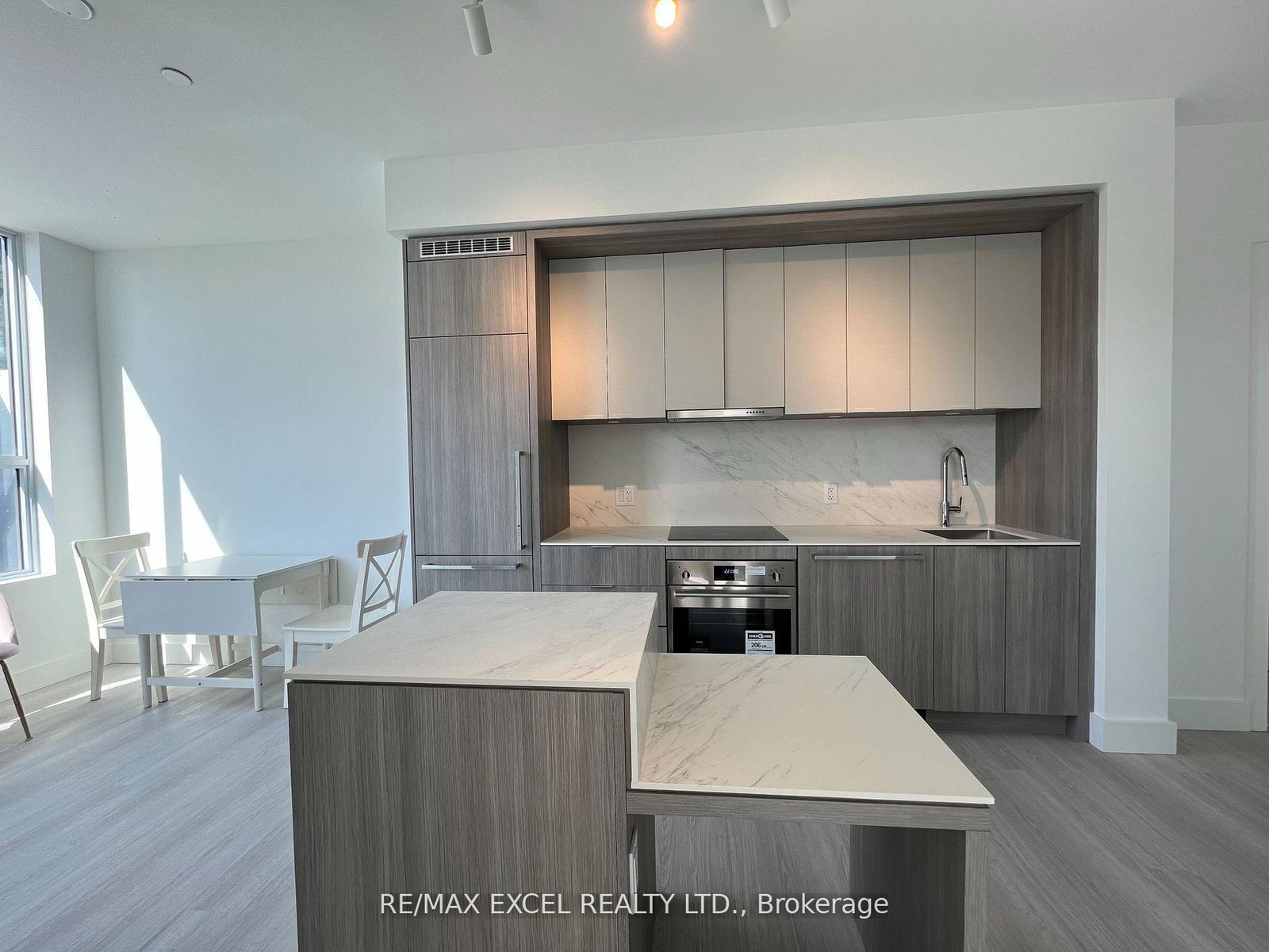6-greenbriar-road-north-york-ontario-c13237278
