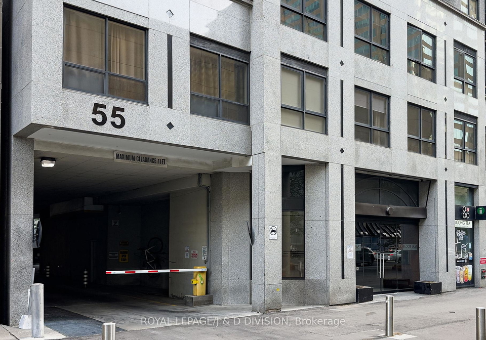 55-bloor-street-e-toronto-ontario-c13237316
