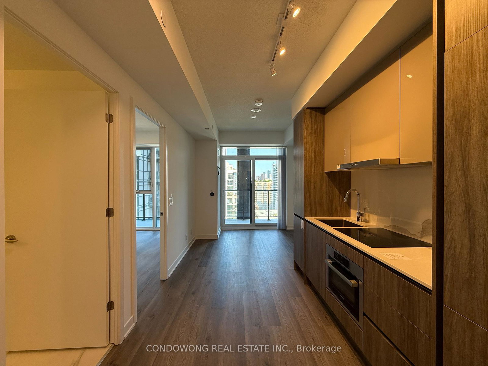 180-front-street-e-toronto-ontario-c13237410