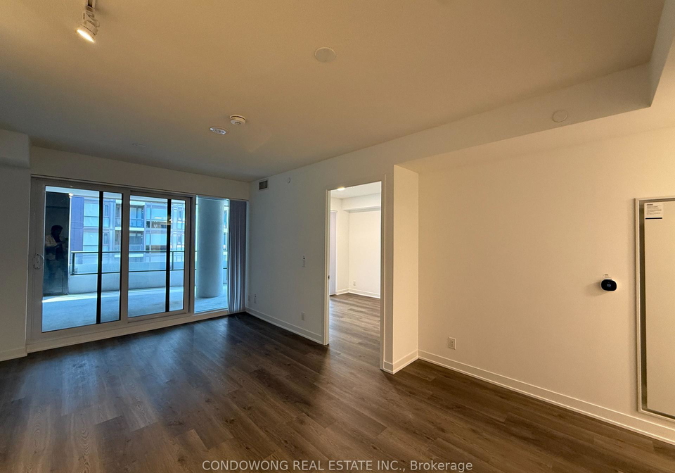 180-front-street-e-toronto-ontario-c13237568