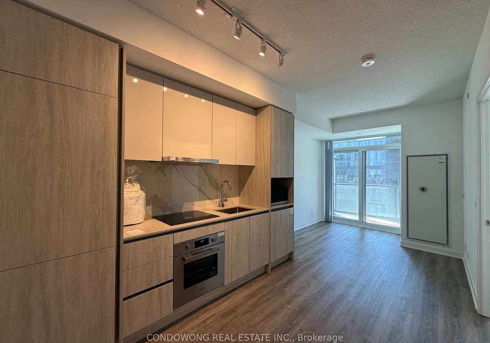180-front-street-e-toronto-ontario-c13237640