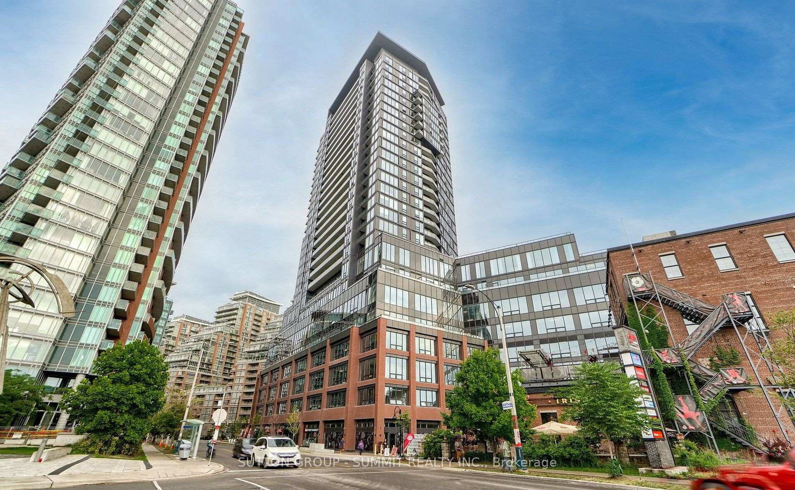 135-liberty-street-e-toronto-ontario-c13237646