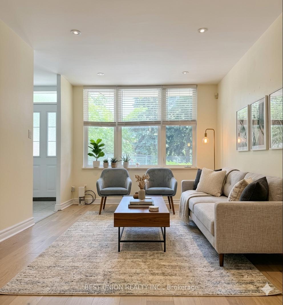 811-grandview-way-north-york-ontario-c13237822