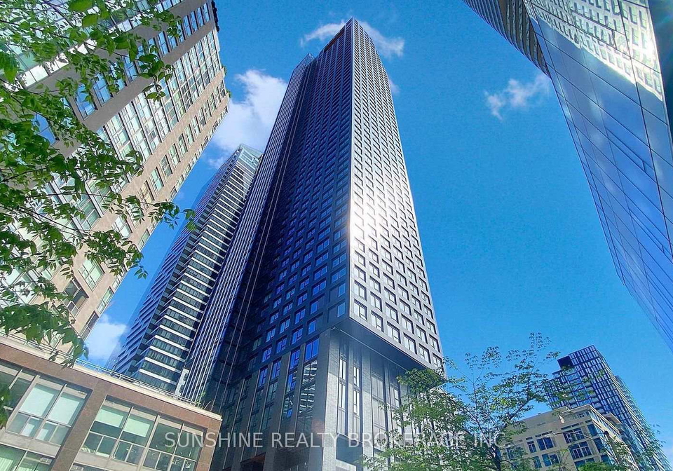 8-wellesley-street-w-toronto-ontario-c13237868