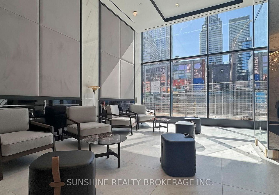 8-wellesley-street-w-toronto-ontario-c13237868