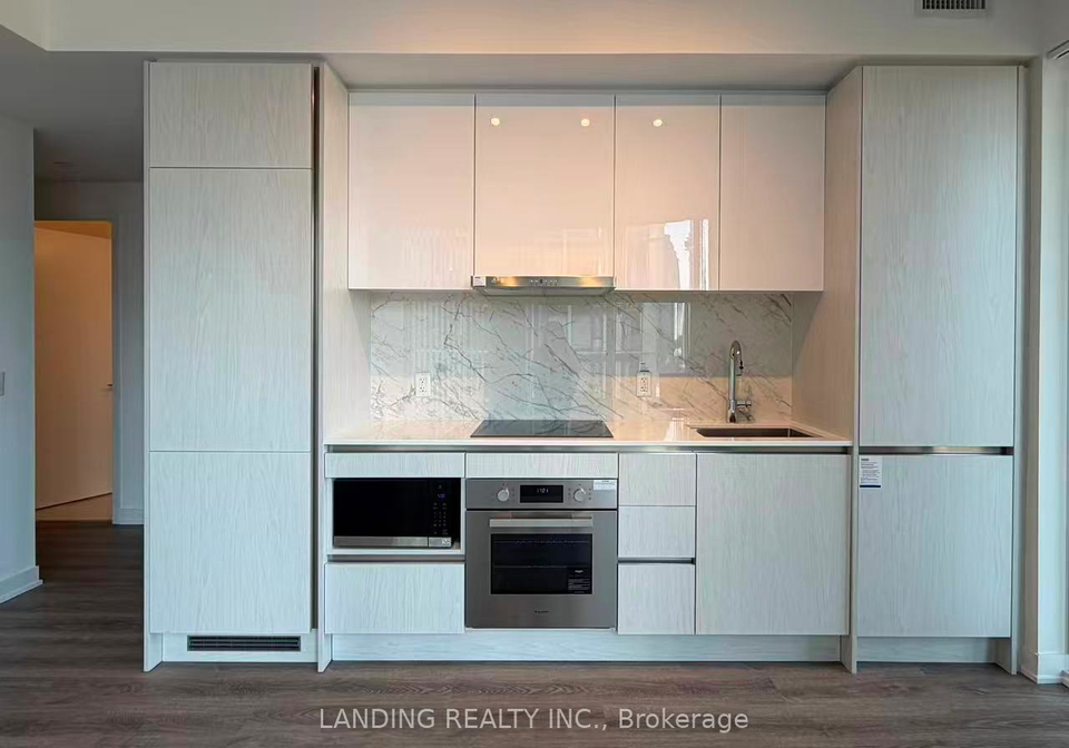 180-front-street-e-toronto-ontario-c13238022