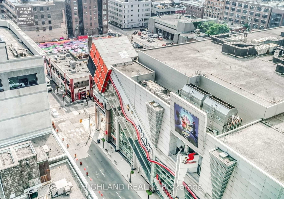 318-richmond-street-w-toronto-ontario-c13238070