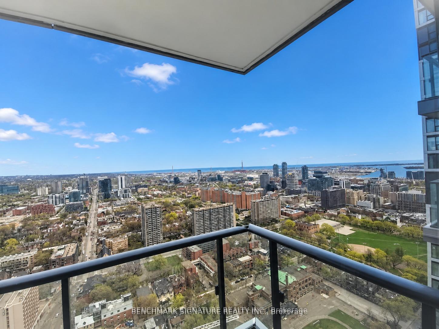 251-jarvis-street-toronto-ontario-c13238172
