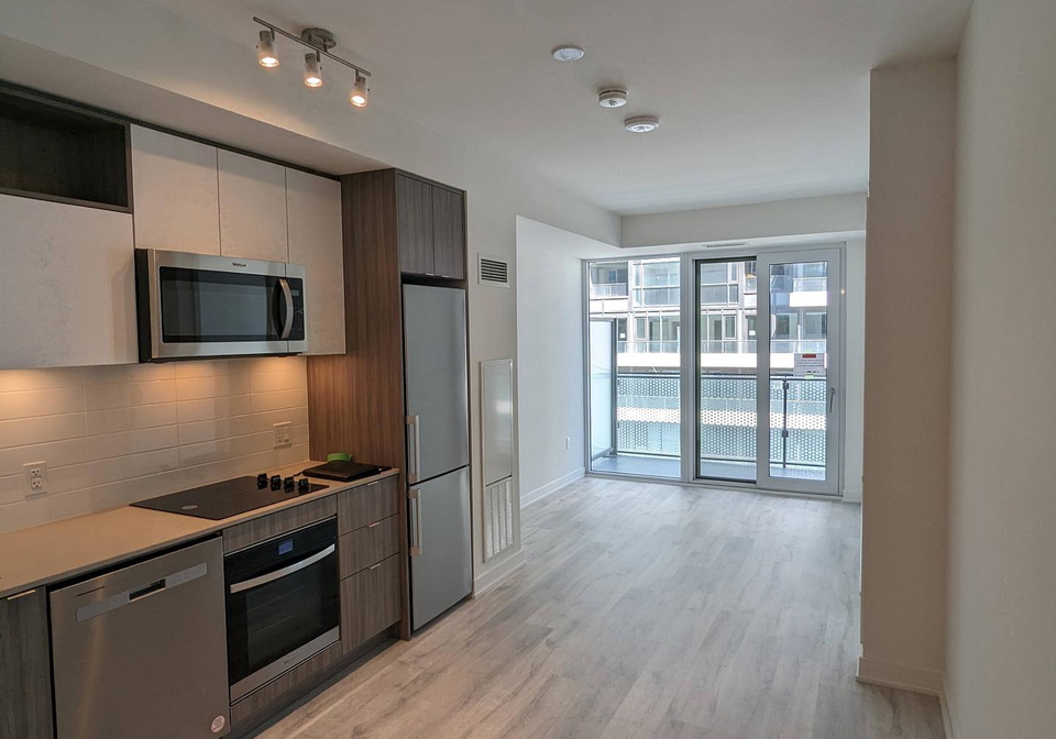 135-lower-sherbourne-street-toronto-ontario-c13238188