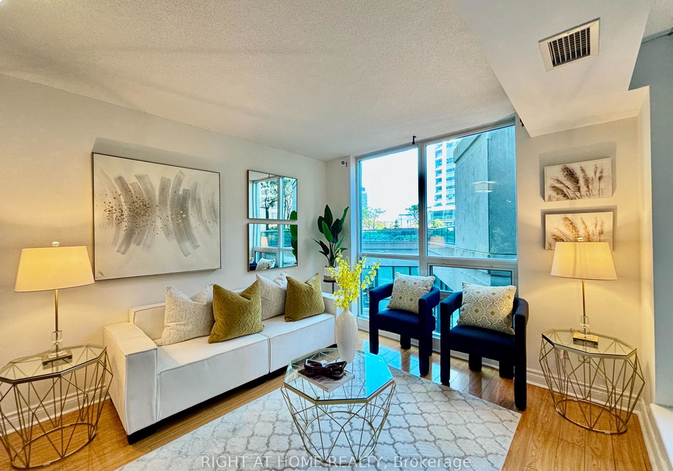 12-yonge-street-toronto-ontario-c13238224