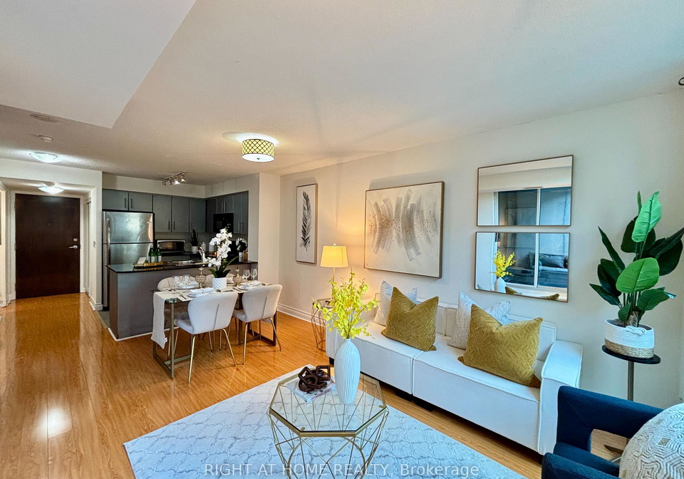 12-yonge-street-toronto-ontario-c13238224