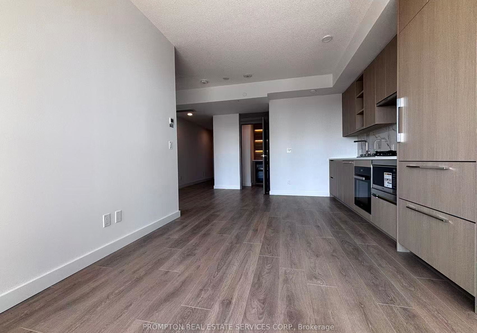 18-esther-shiner-boulevard-north-york-ontario-c13238276