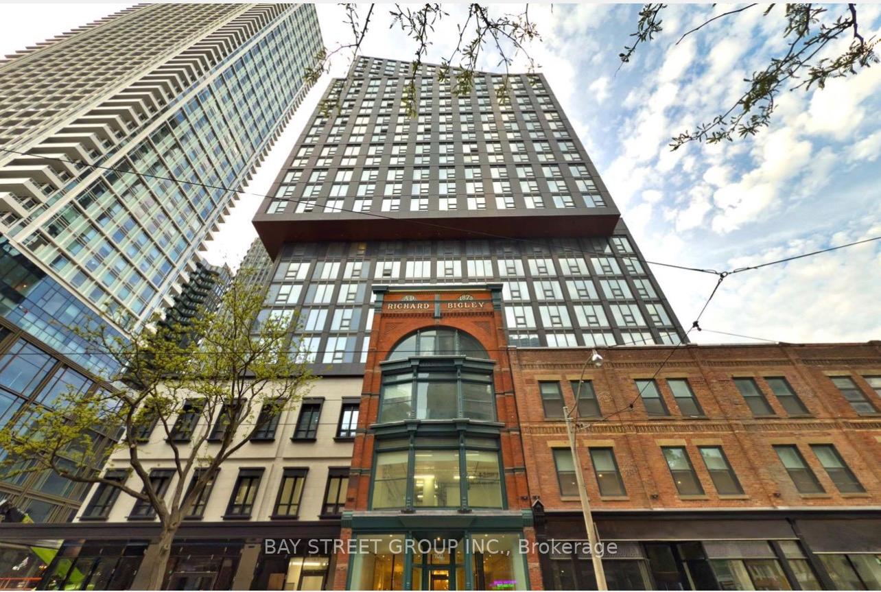 100-queen-street-e-toronto-ontario-c13238320