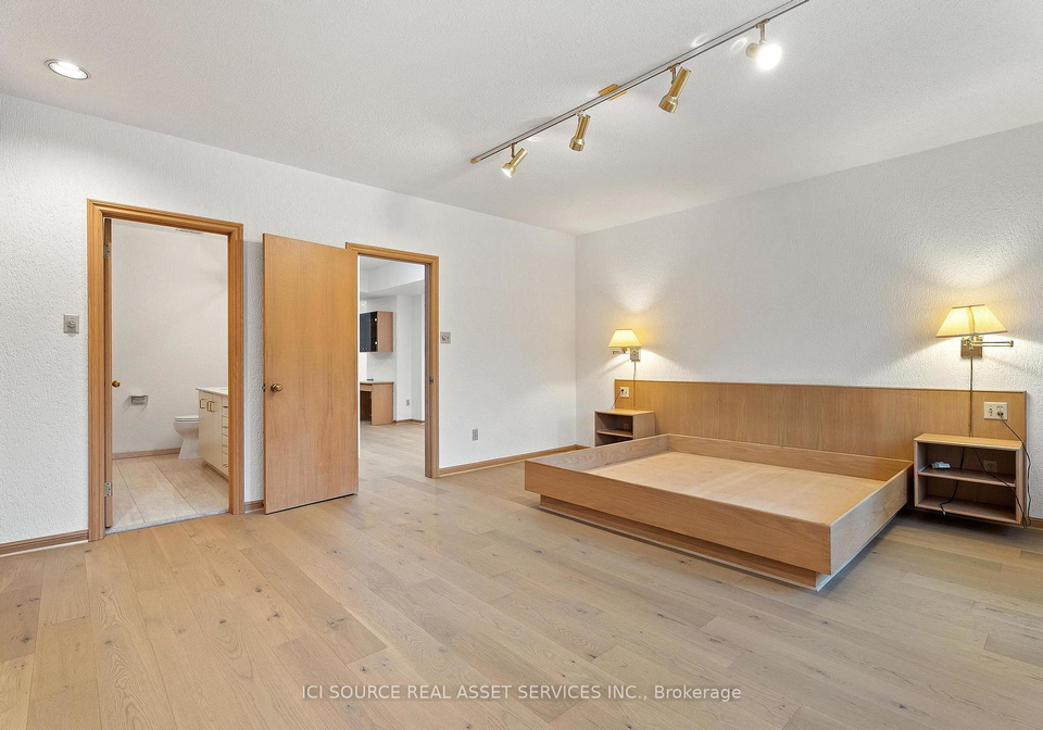 574-st-clair-avenue-w-toronto-ontario-c13238432