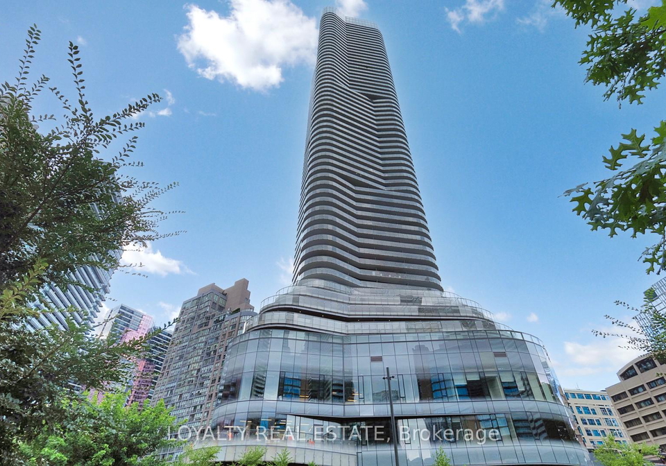 11-wellesley-street-w-toronto-ontario-c13238602