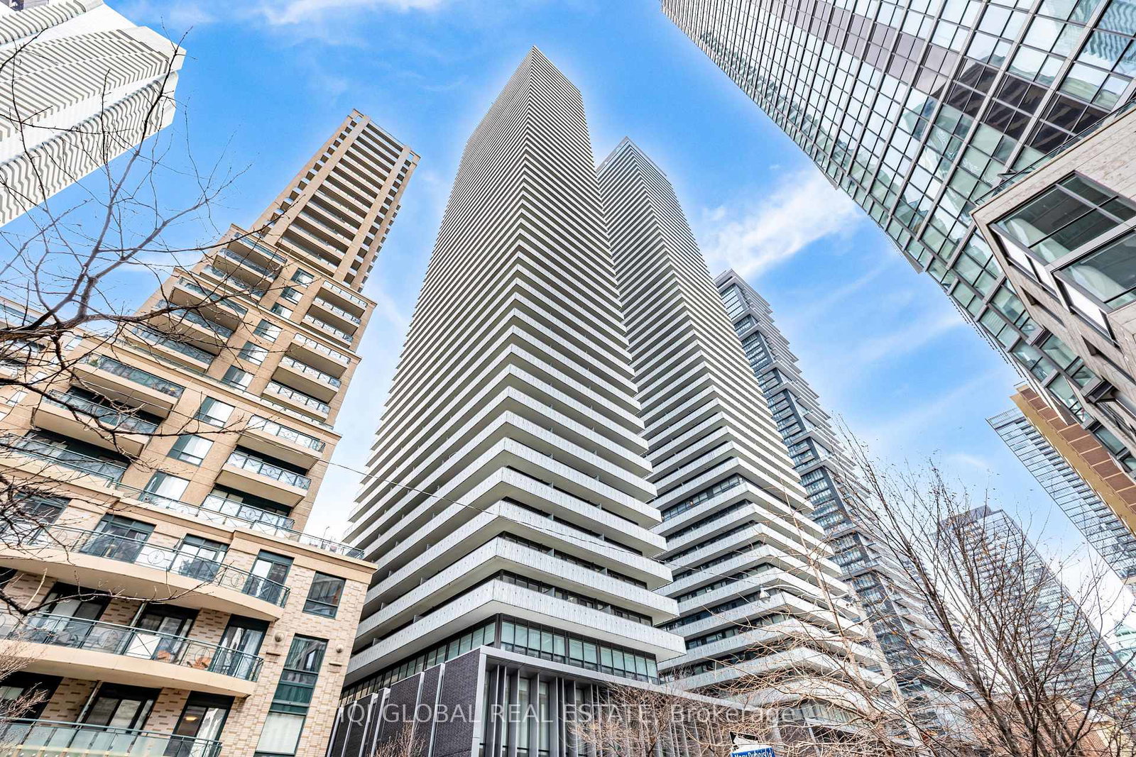42-charles-street-toronto-ontario-c13238626