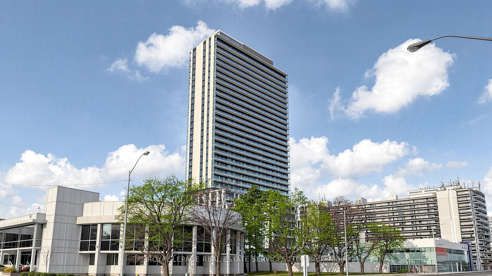 5858-yonge-street-toronto-ontario-c13238826