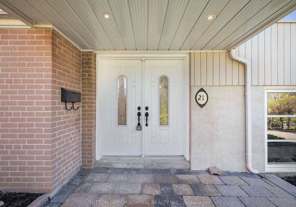 21-rialto-drive-north-york-ontario-c13238896