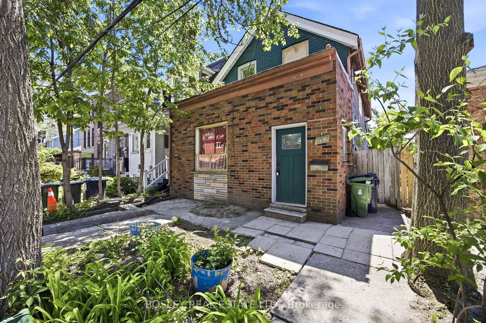 717-richmond-street-w-toronto-ontario-c13239230