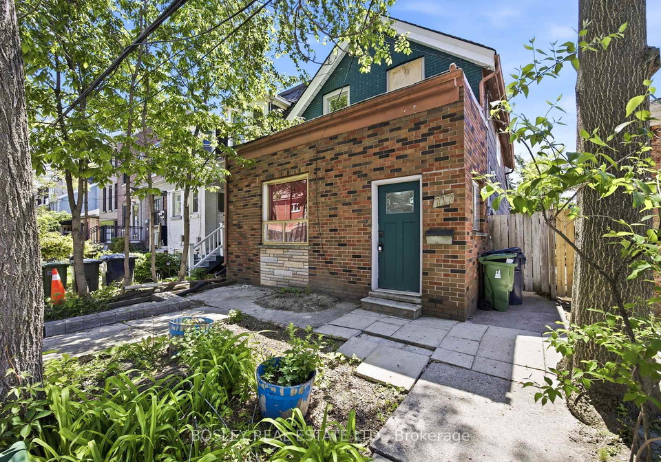 717-richmond-street-w-toronto-ontario-c13239230