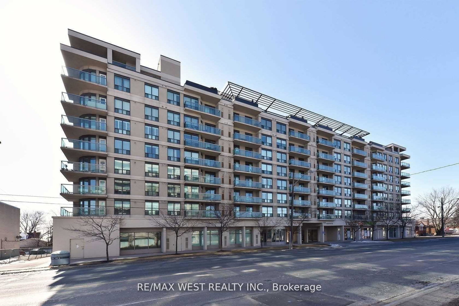 935-sheppard-avenue-w-toronto-ontario-c13239334