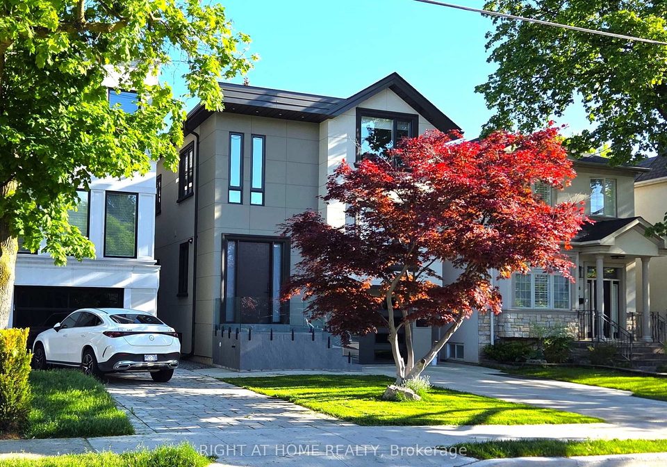 586-broadway-avenue-e-east-york-ontario-c13239628
