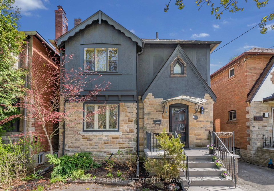 555-castlefield-avenue-toronto-ontario-c13239668