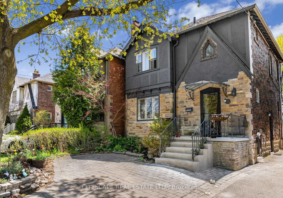 555-castlefield-avenue-toronto-ontario-c13239668