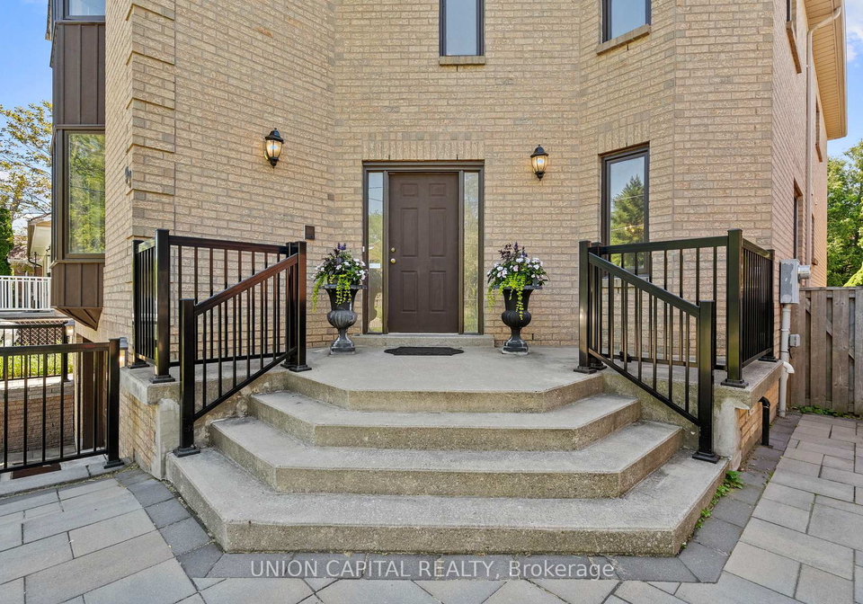 99-abitibi-avenue-north-york-ontario-c13239746