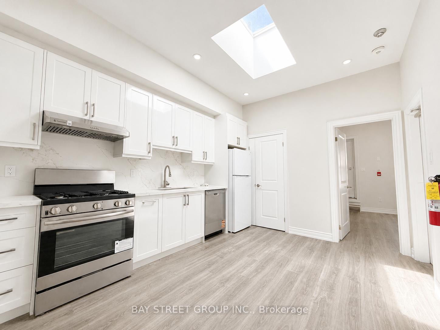 442-spadina-avenue-toronto-ontario-c13239810