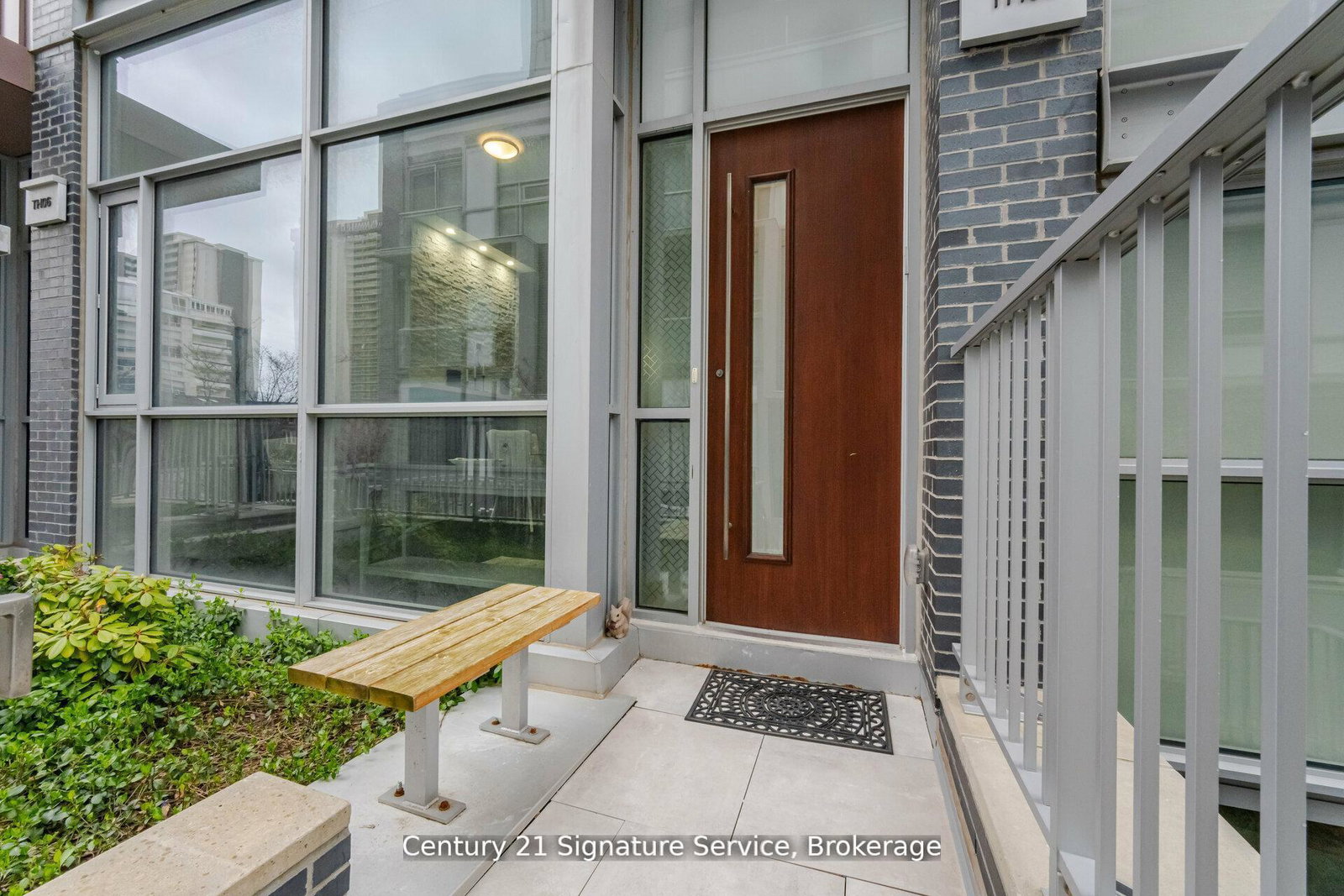 101-erskine-avenue-toronto-ontario-c13239920