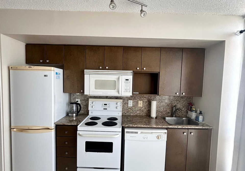 11-brunel-court-e-toronto-ontario-c13240160