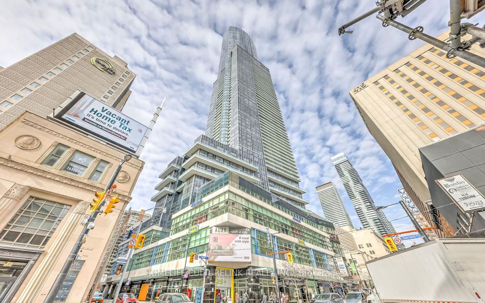 386-yonge-street-toronto-ontario-c13240402