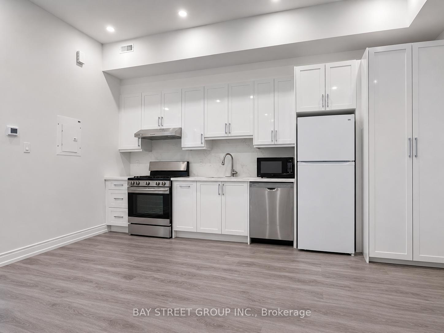 442-spadina-avenue-toronto-ontario-c13240416
